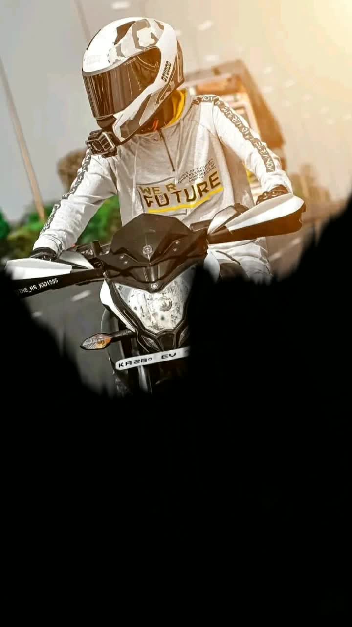 @𝓝𝓼  𝓵𝓸𝓿𝓮𝓻  🏍