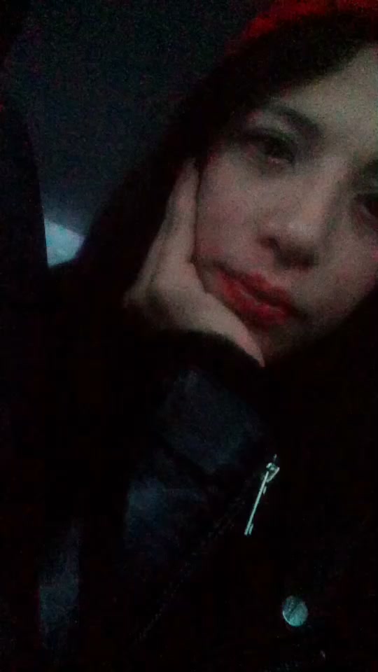 @Azime Menekşe