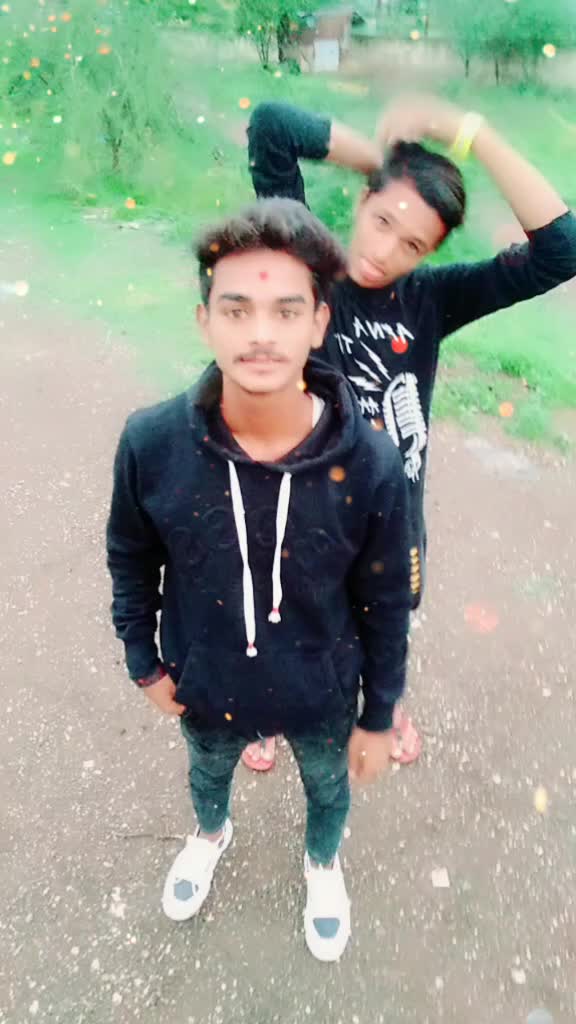 @🔥😎 GUNDAY LOVERS 🔥😎