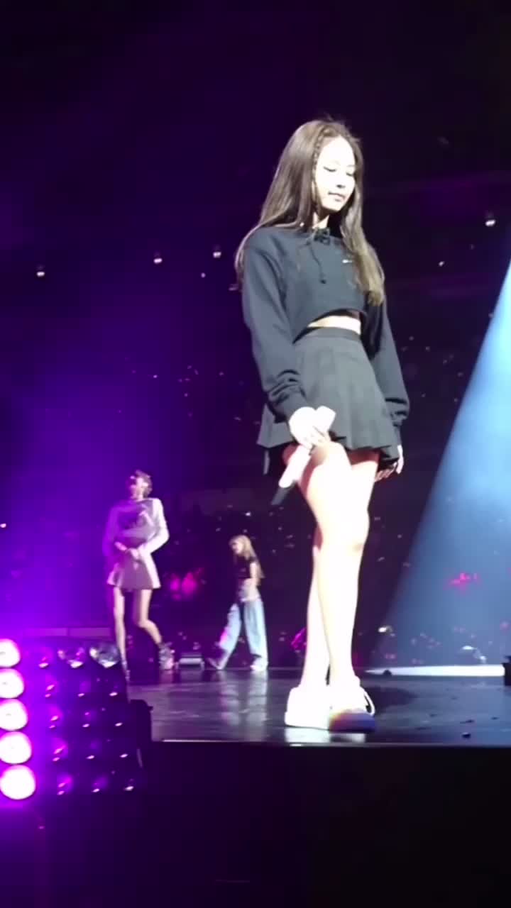@seulgis used tissue 😔🤚