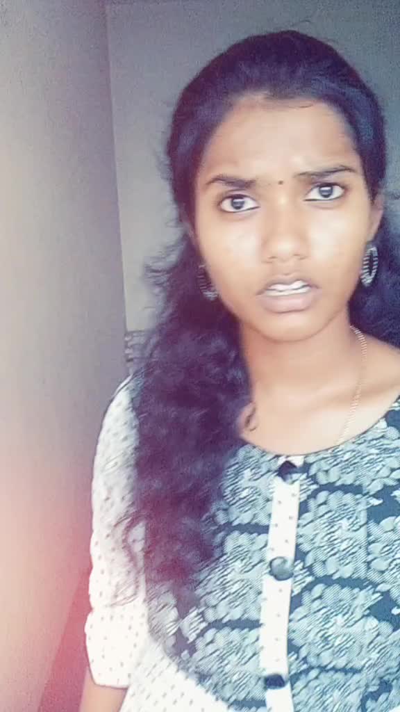 @👑 Keerthana&hearts;️💫