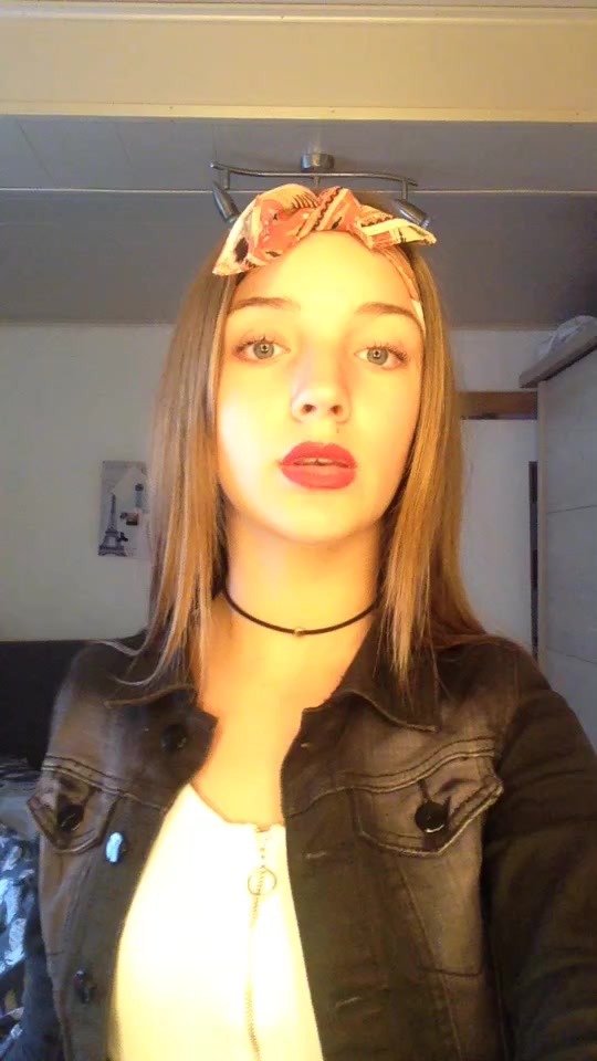 @elisepiersack