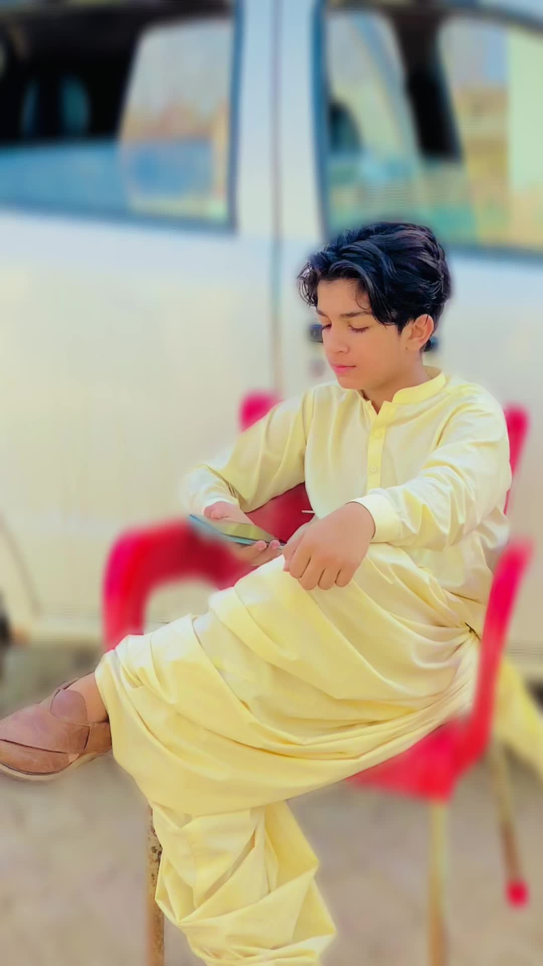@꧁༺RAEES&bull;꧂ ⚜️