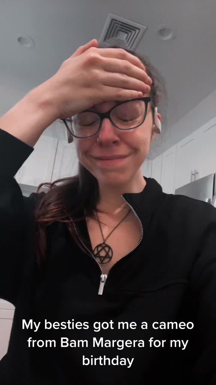 @KYLO JEN