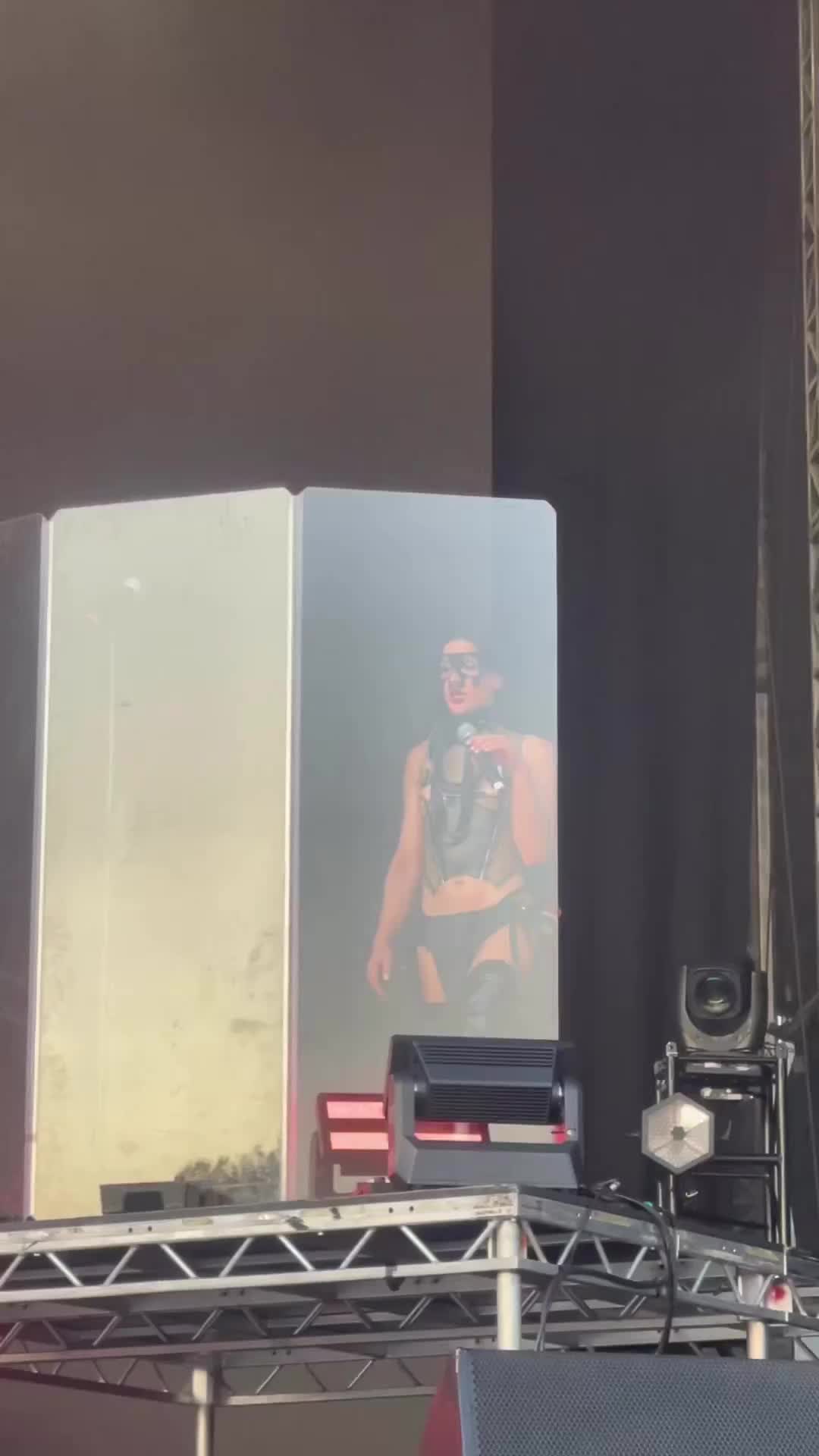 @Arca