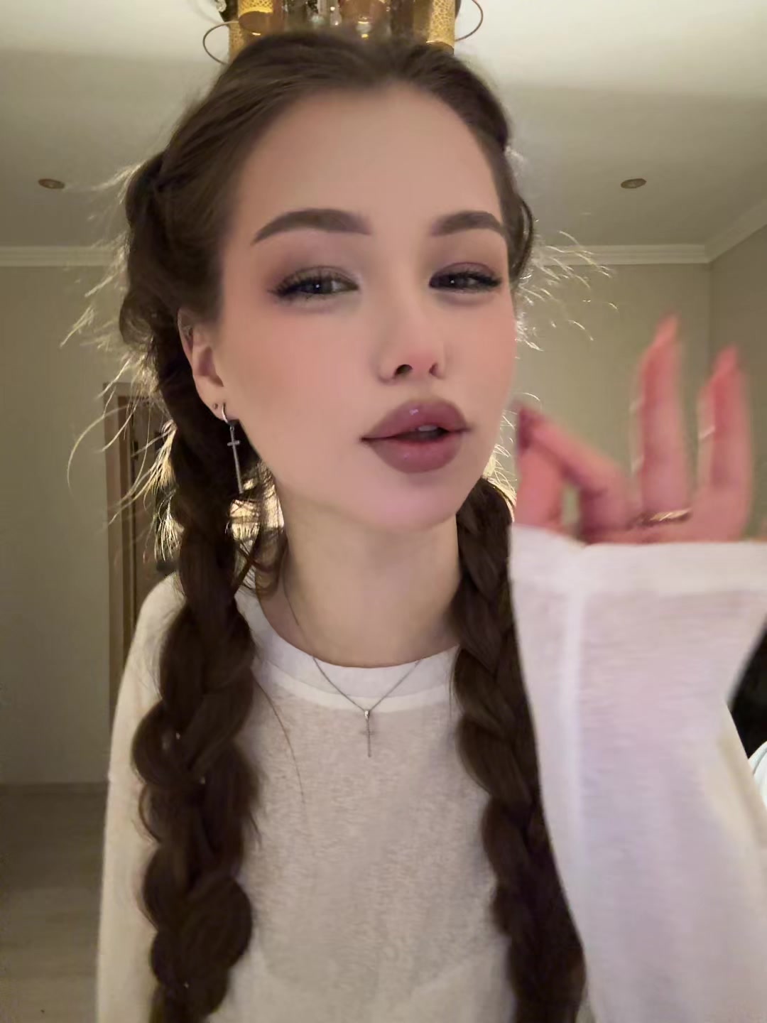@23:23
