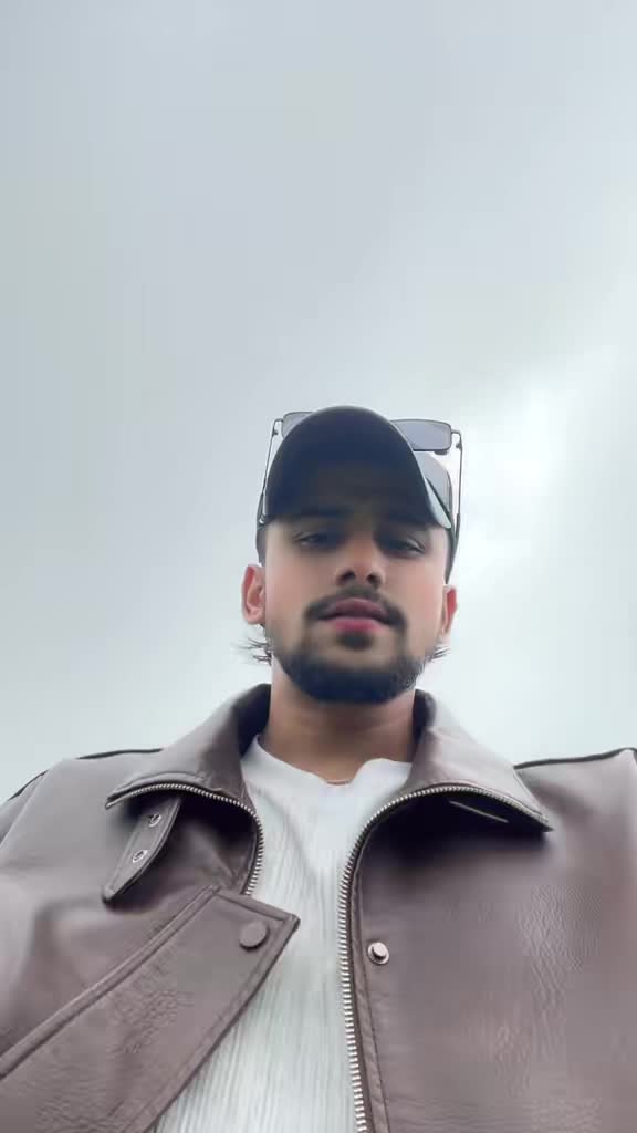 @Mr.bhusal 🌸💜