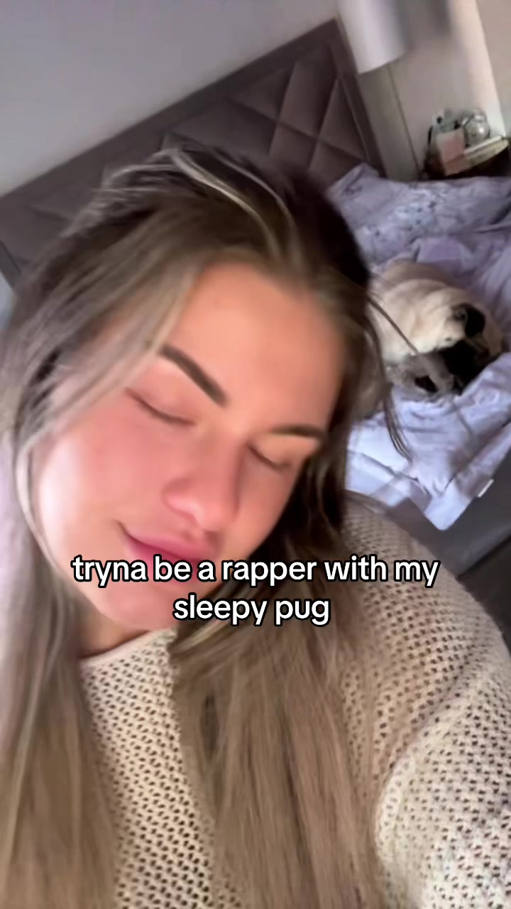 @diisssya
