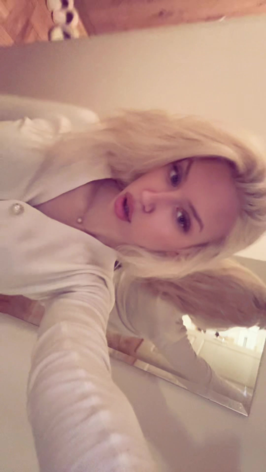 @Blonde Lena 🌟