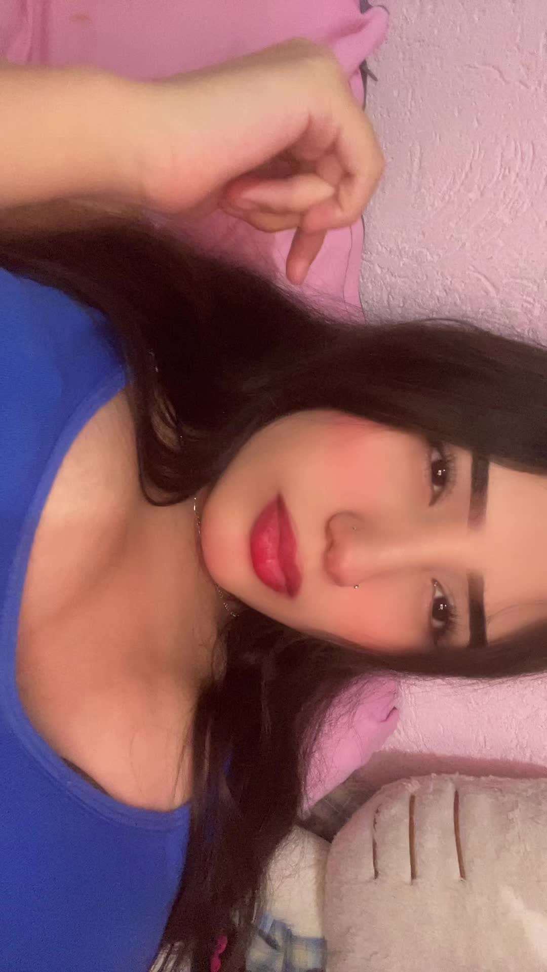 @𝒱𝒶𝓁🎀