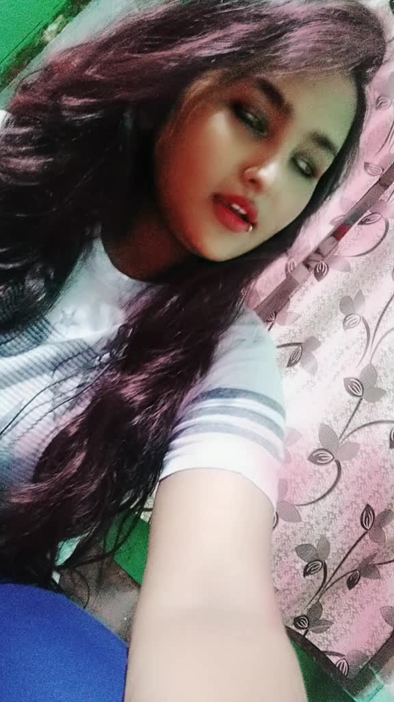@isha sharma😘😘😘
