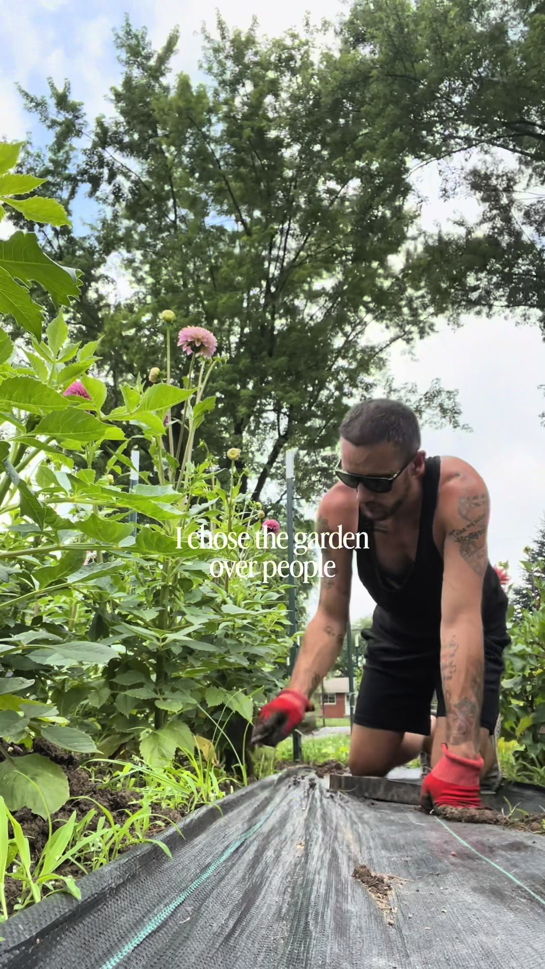 @Christopher | Flower Farmer