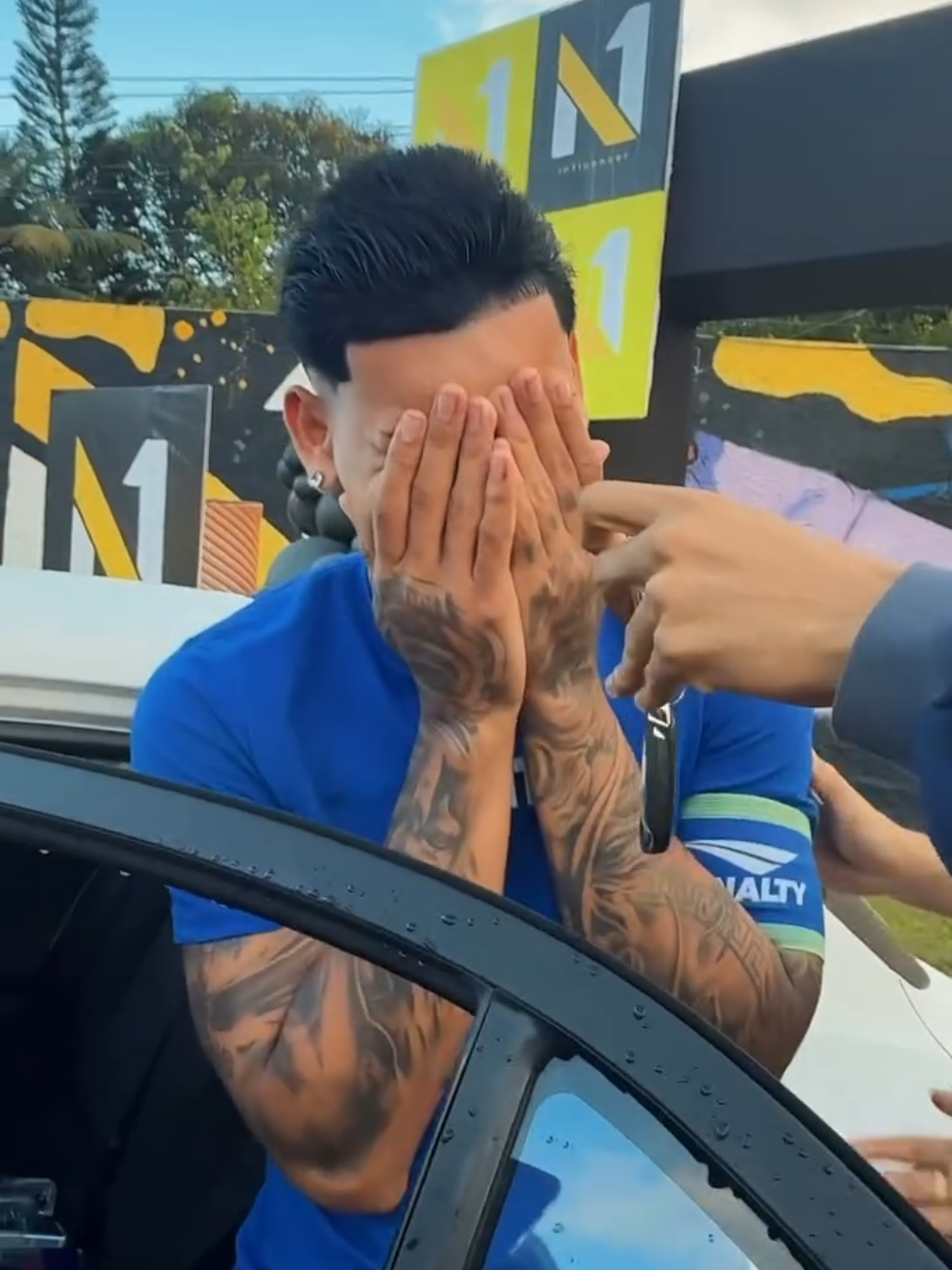 @N1 influencer