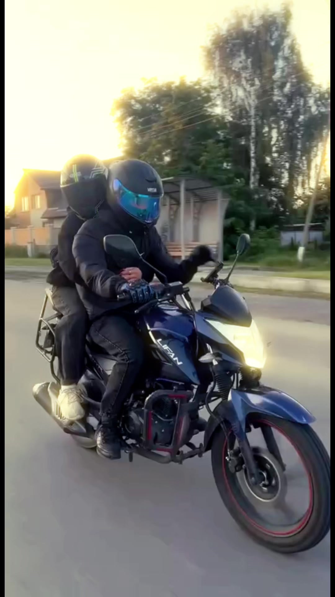 @𝔏𝔩𝔳𝔬𝔡𝔦𝔠🥷🏻