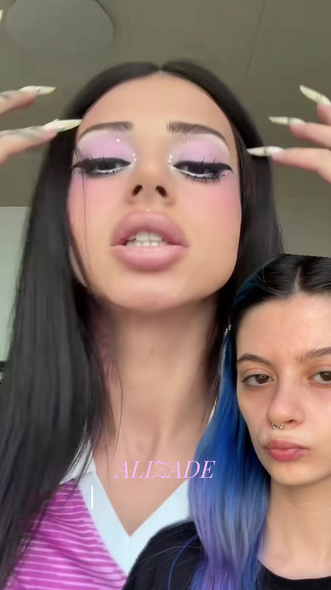 @Esra