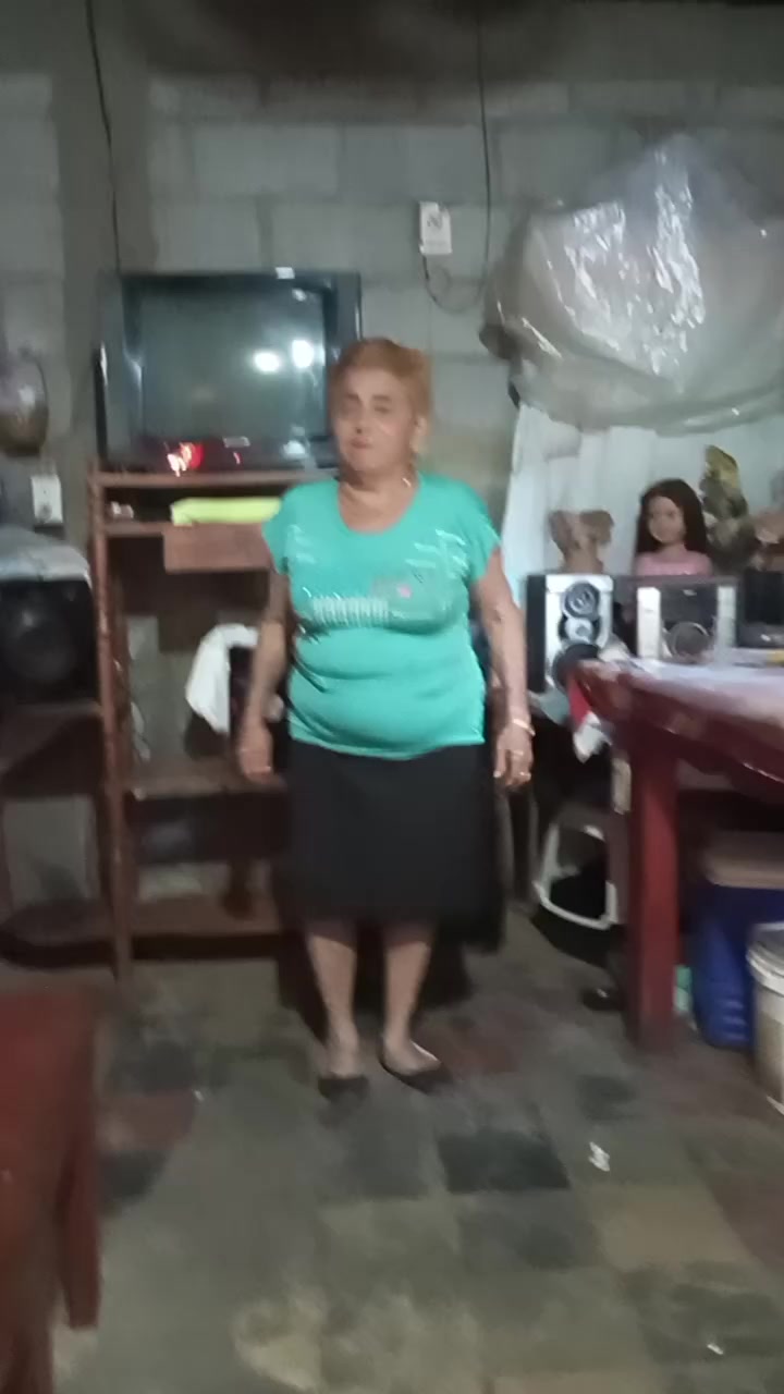 @Elena Virginia Escobar