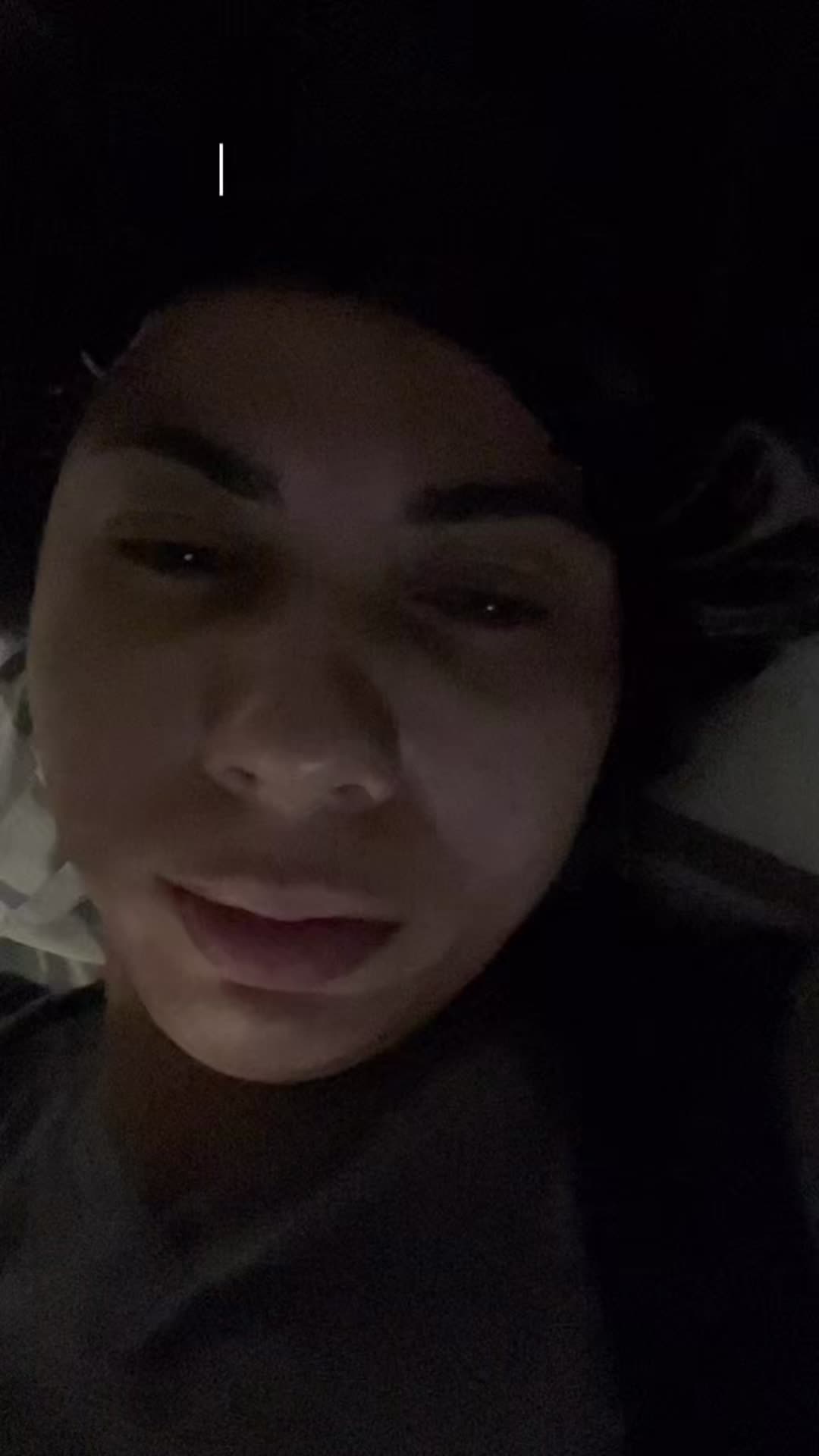 @helenaeataxia