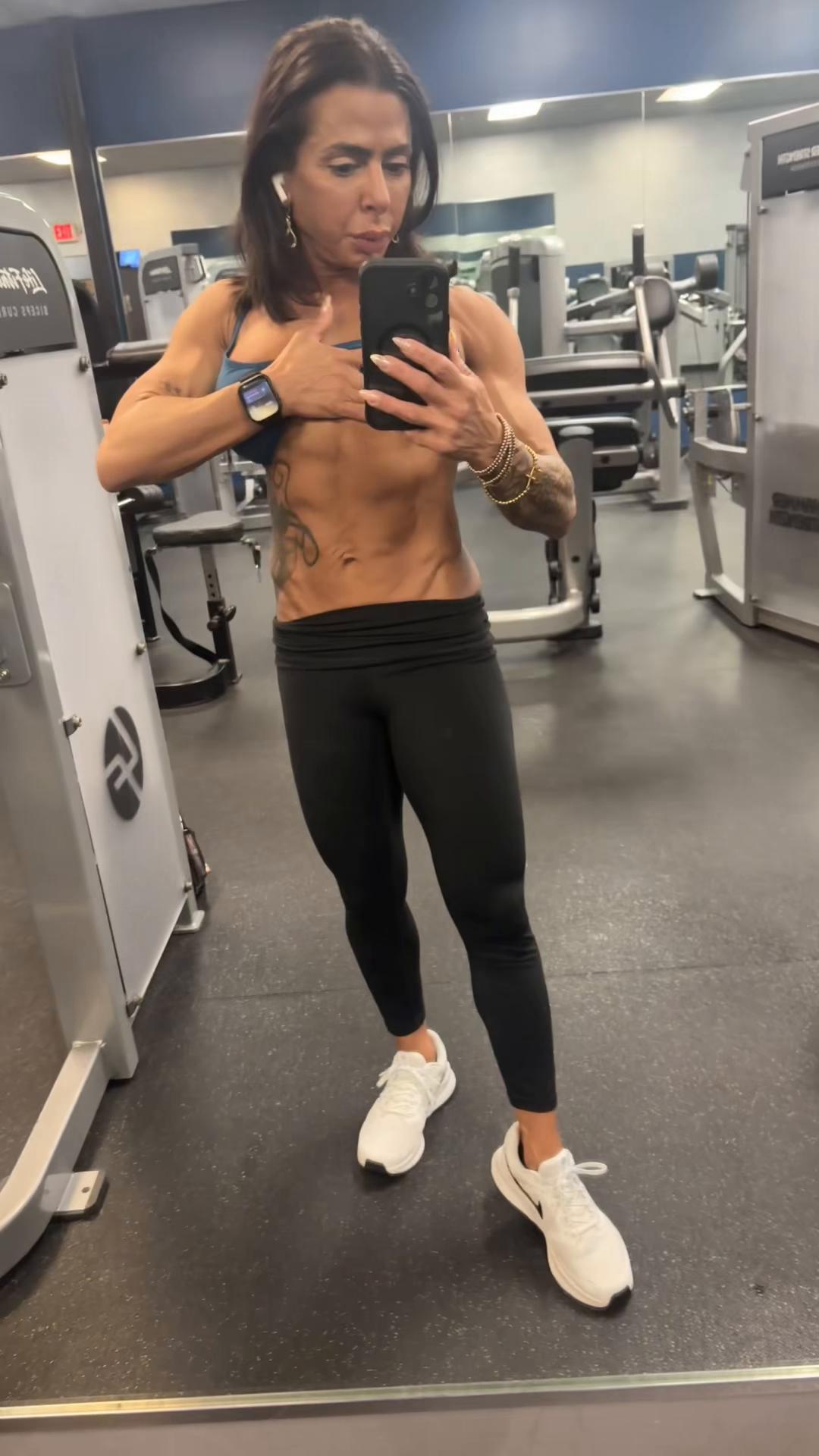 @MightyMelissa-IFBB-FIGURE-PRO