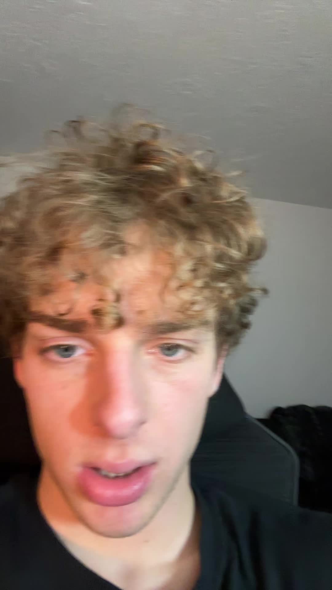 @kinyoihe