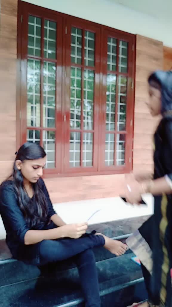 @Arathyvavachi