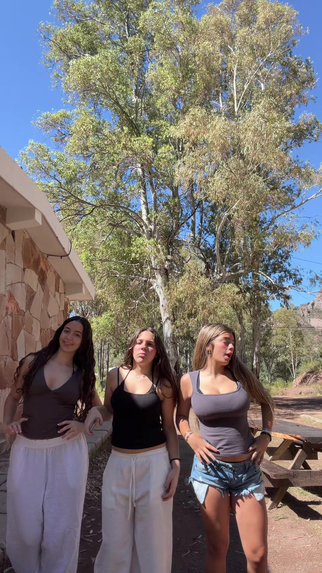 @valentina🪭