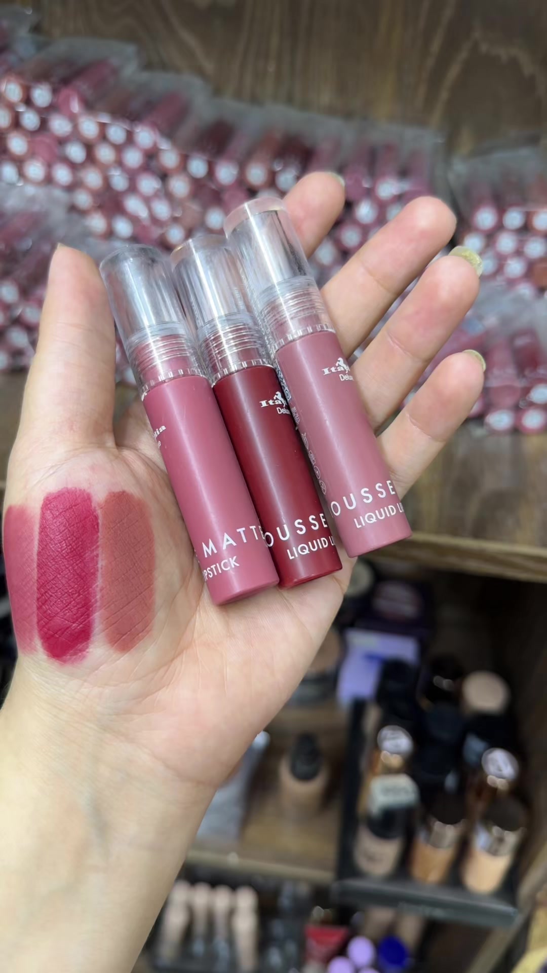 @Cosmetics By Minahil khan