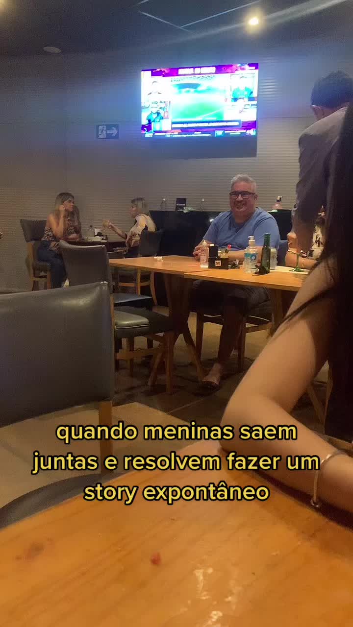 @laizqueiroz