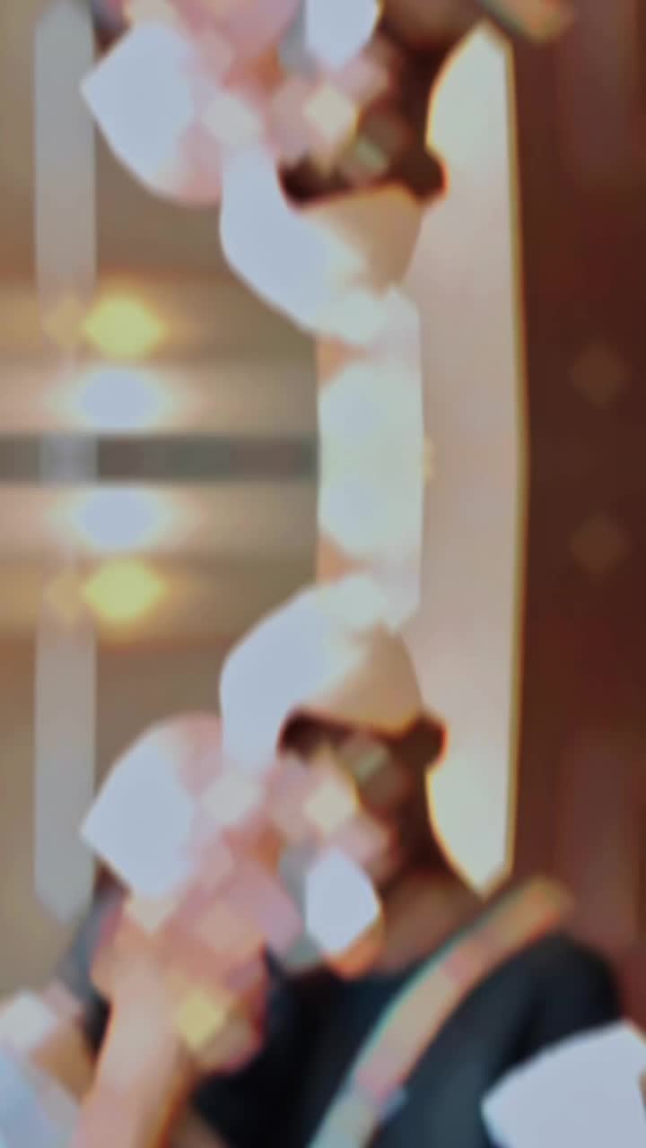 @Poovaa06