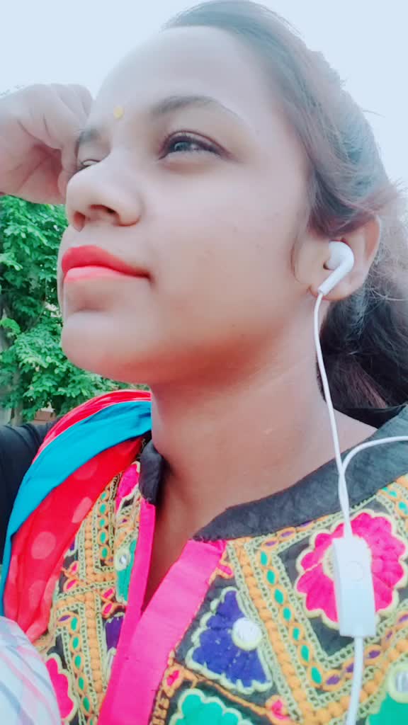 @R S 😎model 143