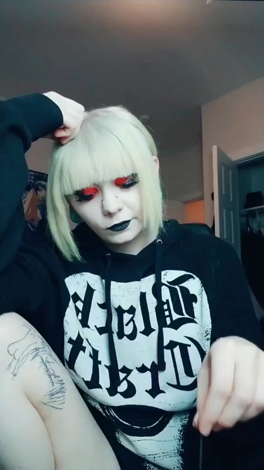 @pumpkin.vines
