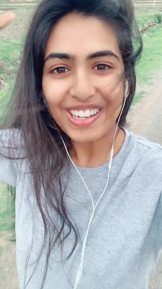 @Keerthi Katragadda🥀