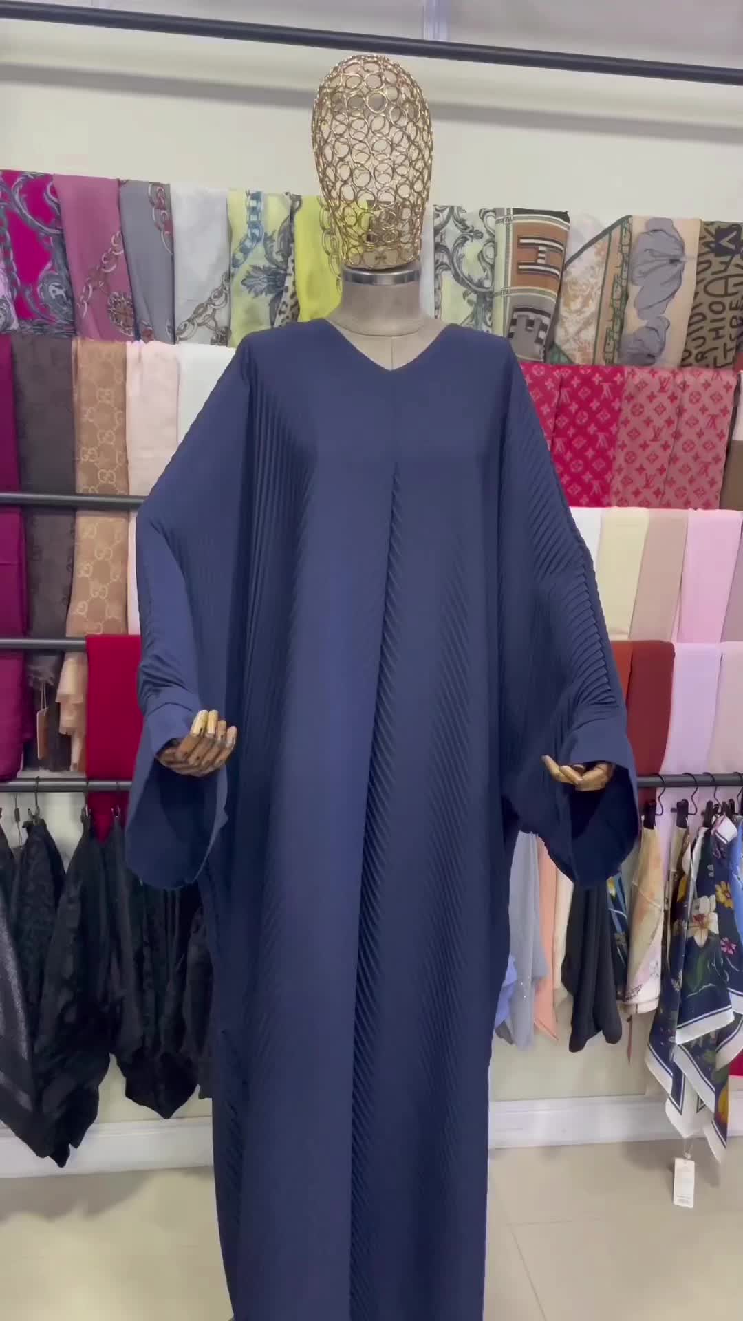 @baahra_