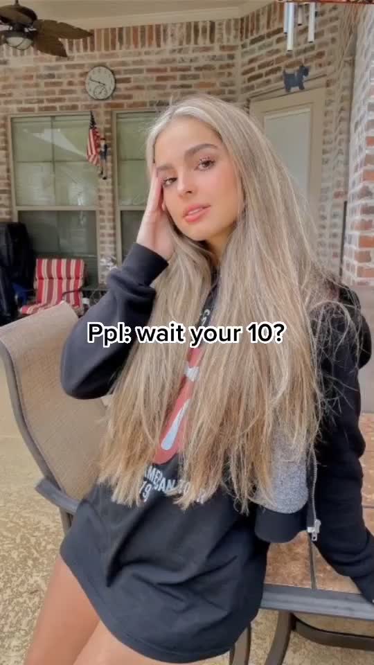 @Sunrae! -🥥🌴🌸-