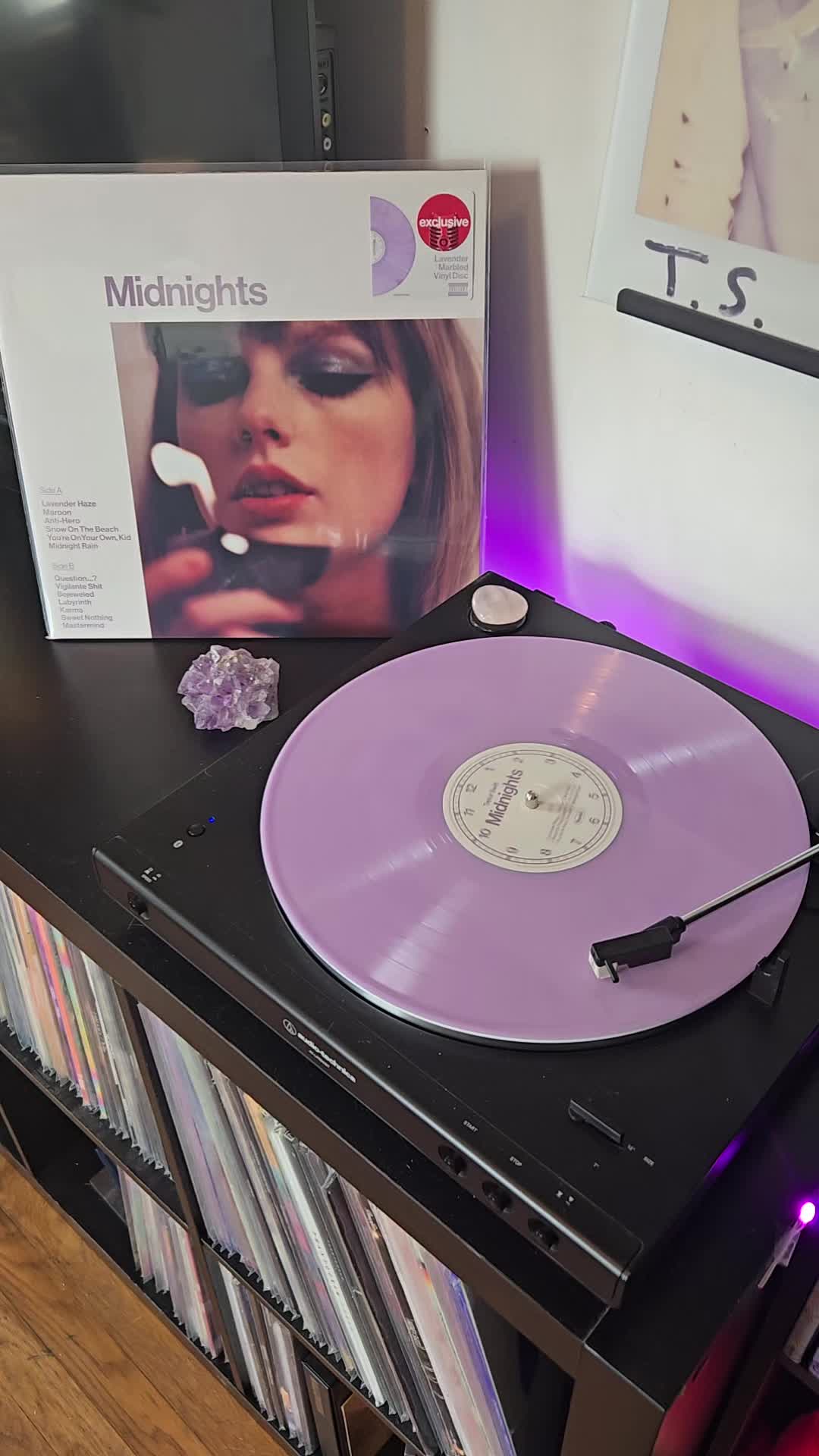 @Sam's Vinyl Corner