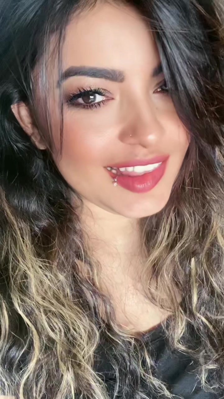 @زارا (Zara)