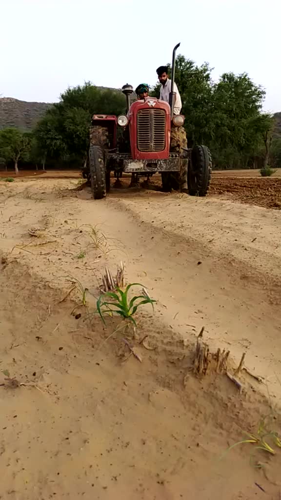 @Dheeru__GurJar