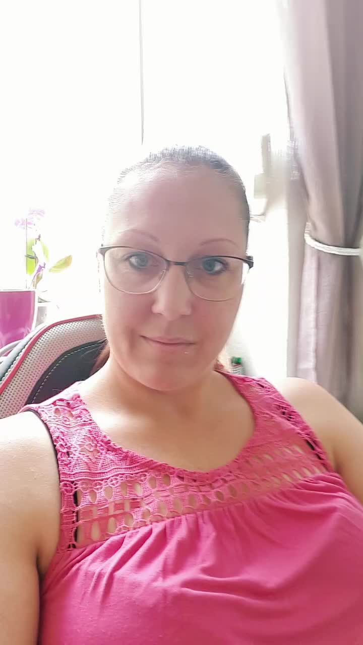 @Julina Jolie