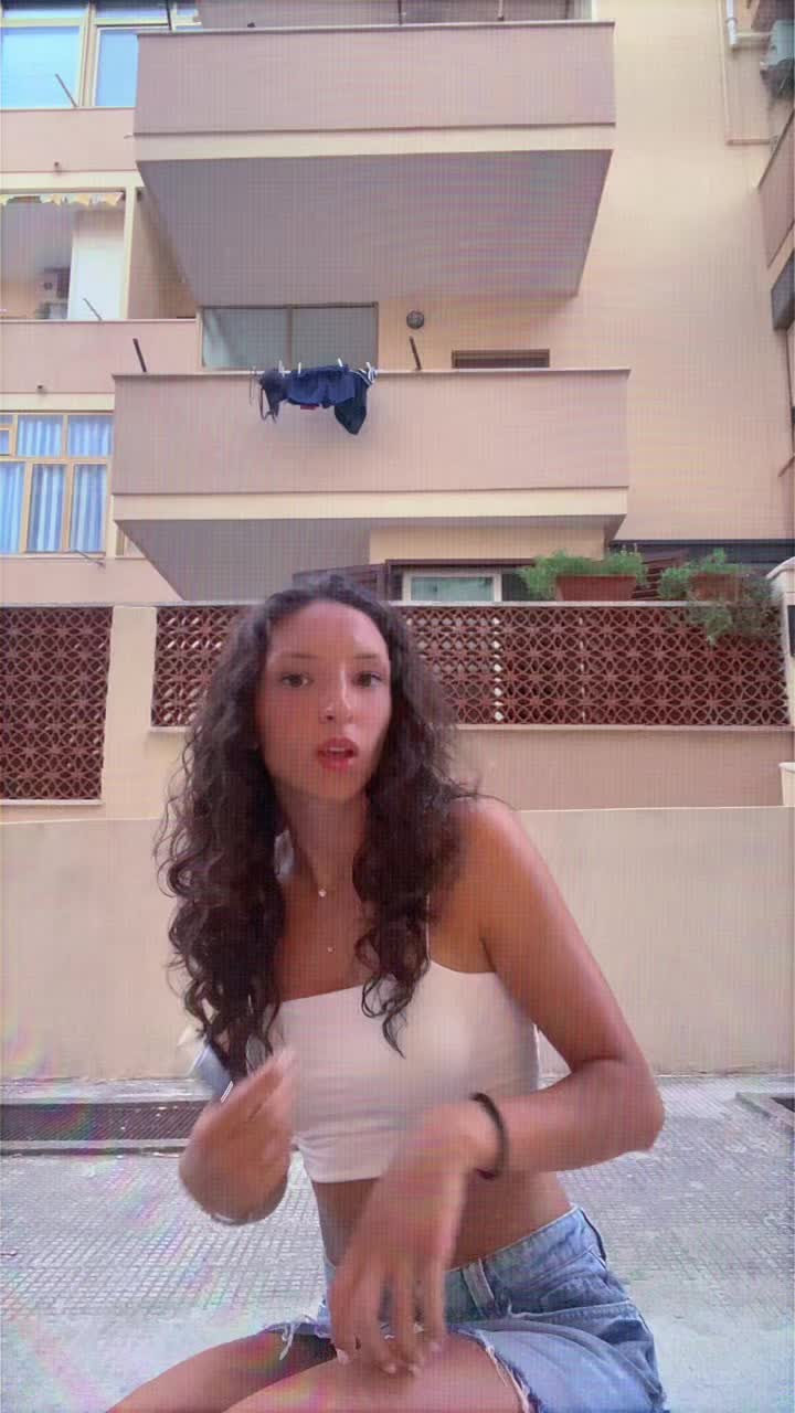 @Noemj28