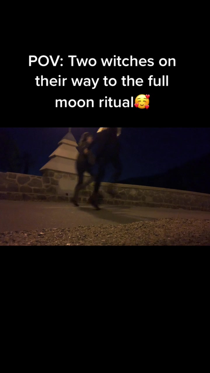 @🌛MoodyMoonMama🌜
