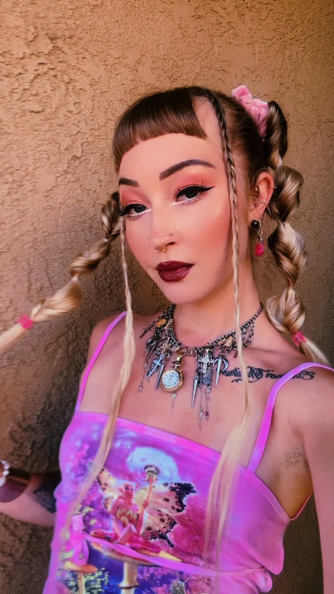@miss_ally