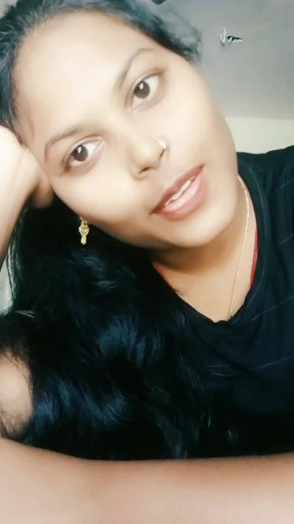 @priya mudhiraj😍😘