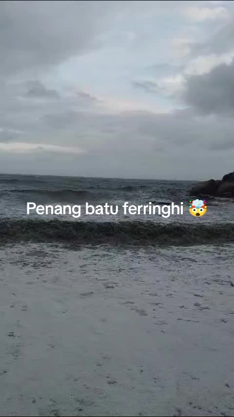 @Beach Boy Harish⚪🔵