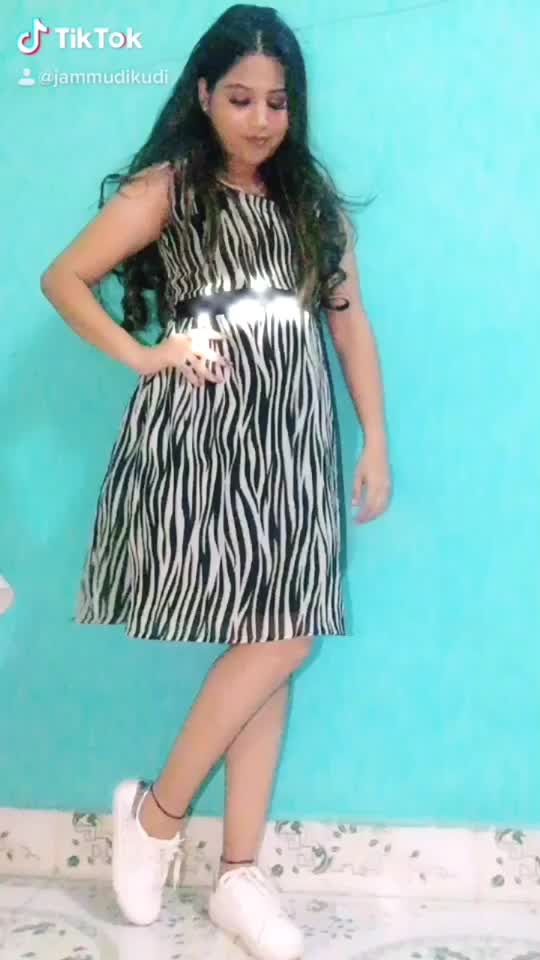 @tANiya