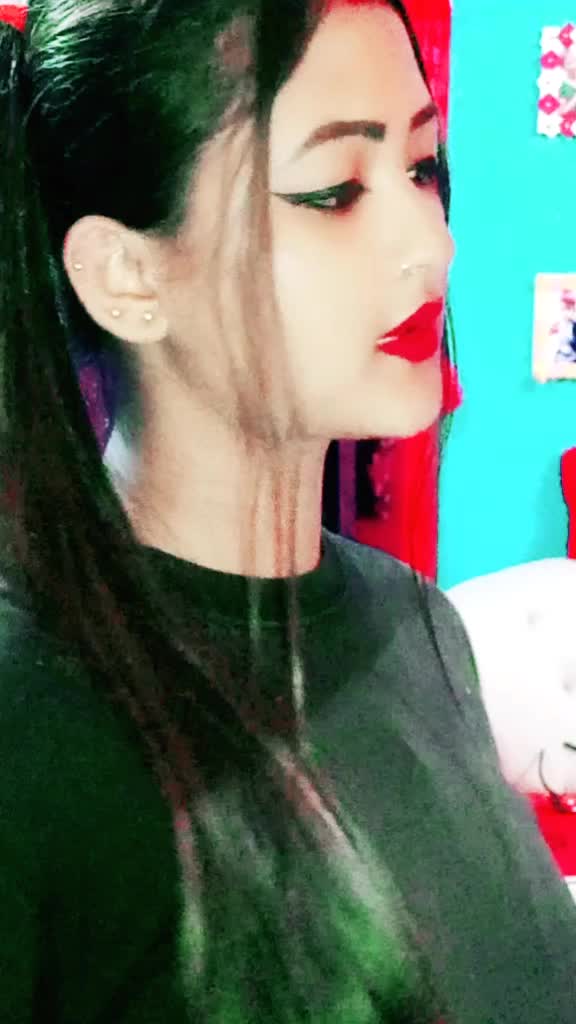 @😍Aarushi Roy😍