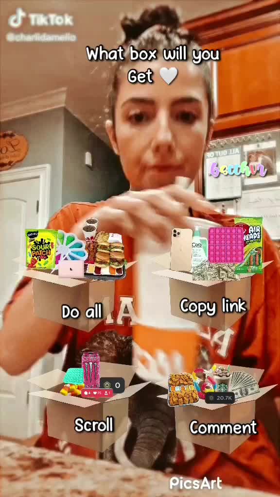 @👾
