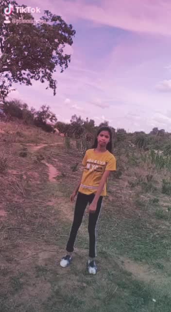 @moni markam