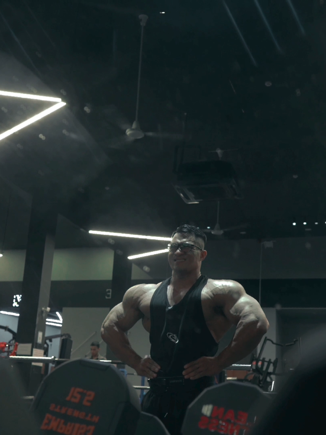 @IFBB PRO BEN ANH