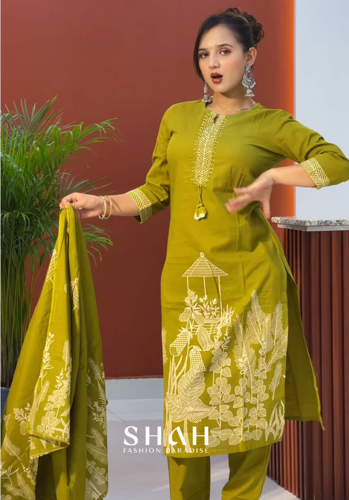 @SHAH FASHION PARADISE