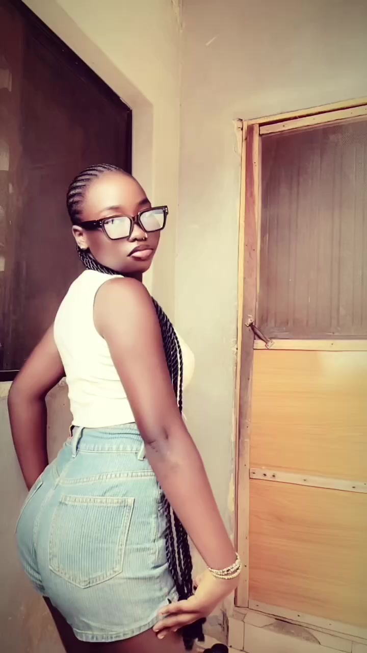 @Datslimgirl 🌈😘😻🥰