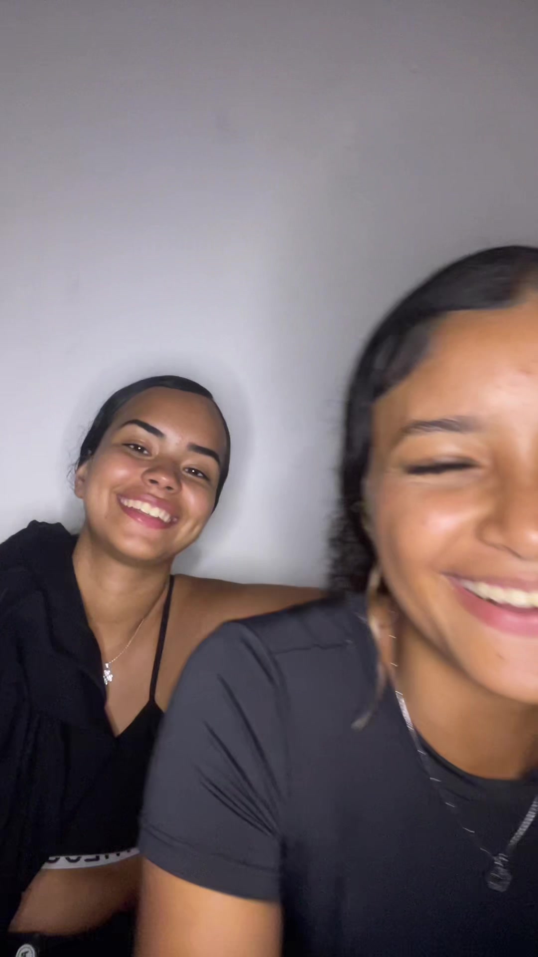 @Lívinha🌞